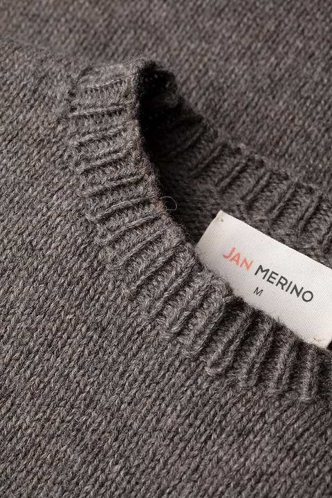 Jan Merino Taupe - Base Image