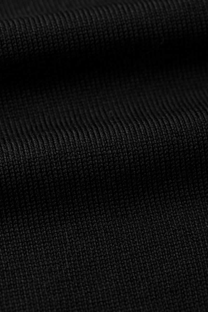 Turtle Easy Fit Deep Black - Hover