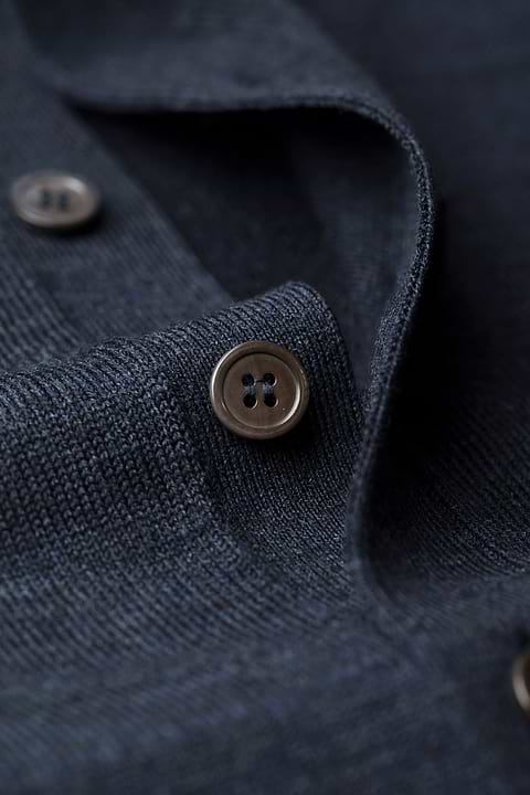 Vest Button 3D Blue Whale - Base Image