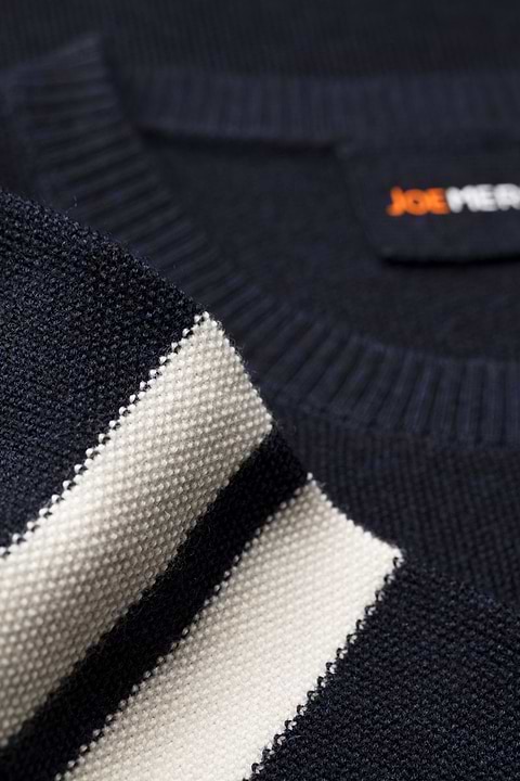 Bee Striped Sleeve True Navy - Base Image