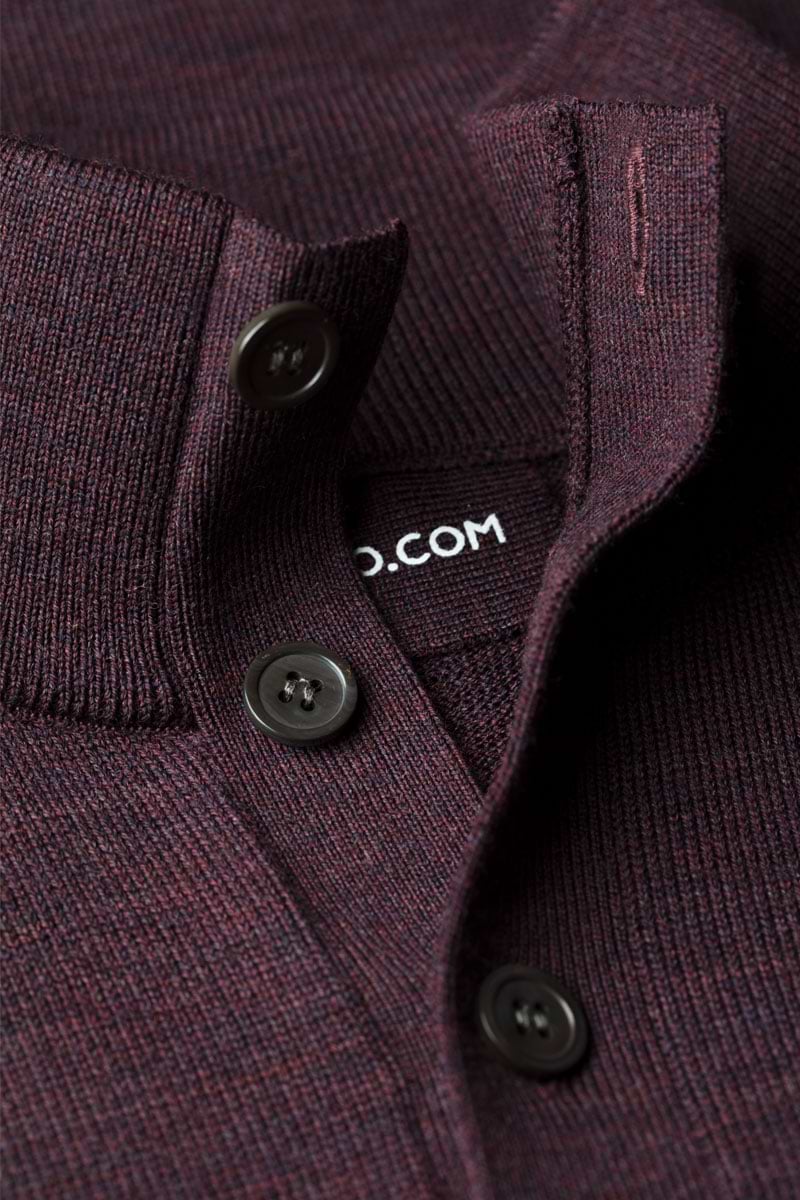Button Easy Fit Queen Of The Night