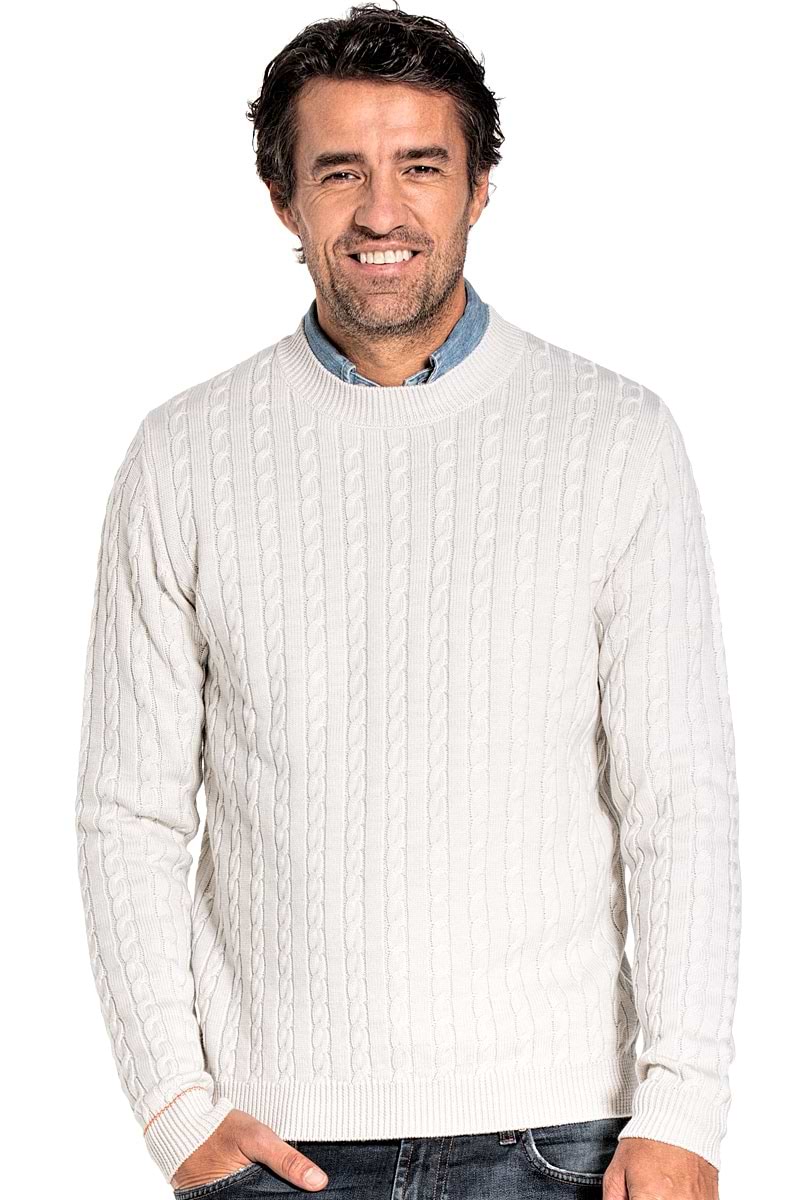Cable knit sweater for men made of Merino wool in White