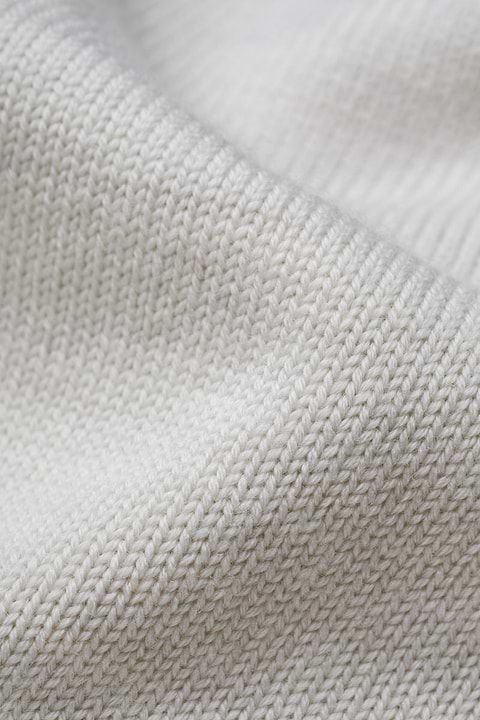 Col Neck Wool White - Base Image