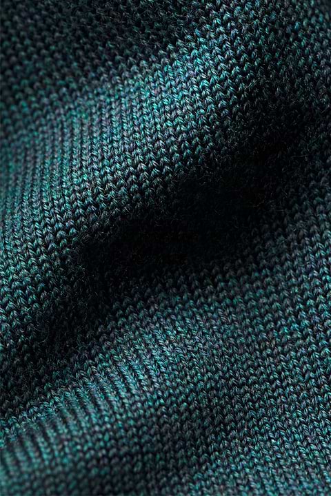 Joe Zip Extra Long Proud Peacock - Base Image