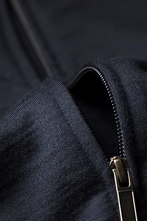 Joe Sweatvest Blue Grey - Base Image