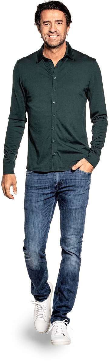 Dress shirt for men made of Merino wool in Dark green