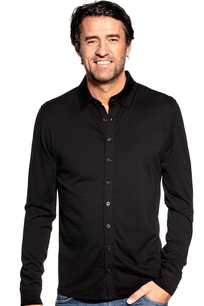 Dress shirt for men made of Merino wool in Black