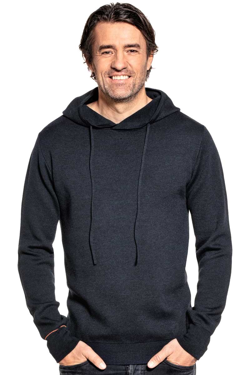 Donkerblauwe dikke hoodie voor heren.