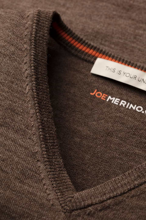 Joe V-neck Extra Long Undyed Espresso  - Base Image