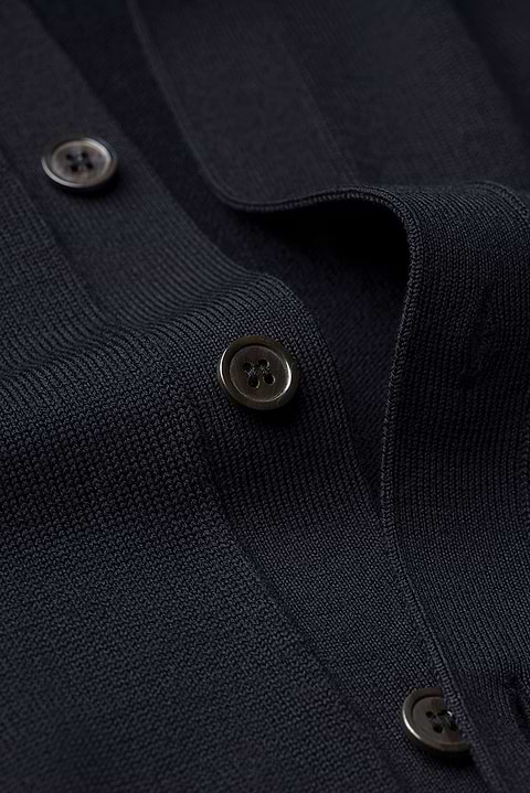 Vest Button 3D Very Dark Navy - Base Image