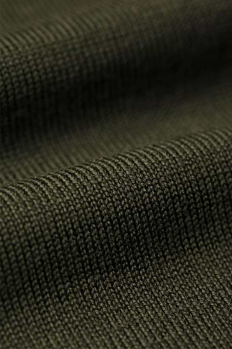 Joe V-Neck Classy Moss - Base Image