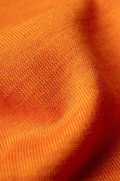 Joe V-neck Extra Long Dutch Orange - Base Image