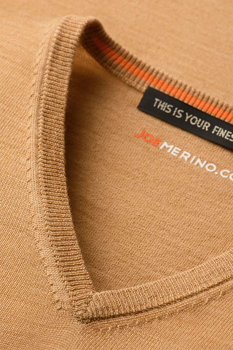 Joe V-neck French Cognac - Base Image