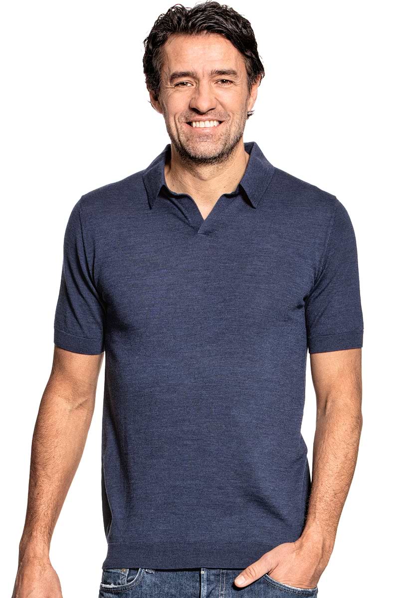 Luxe polo zonder knopen voor mannen gemaakt van merinowol in het Blauw