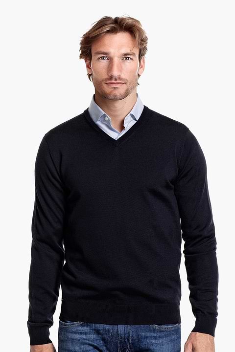 V-Neck Heavy Very Dark Navy - Base Image
