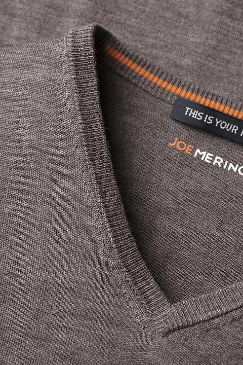 Joe V-neck Muddy Clay - Base Image