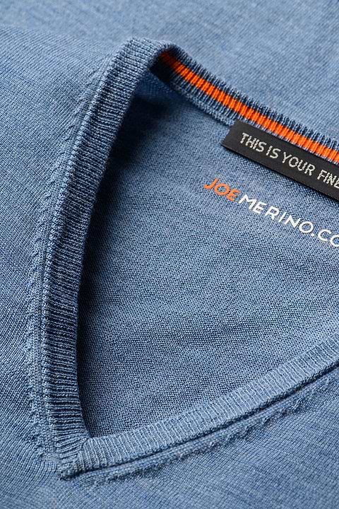 Joe V-neck Ice Blue - Base Image