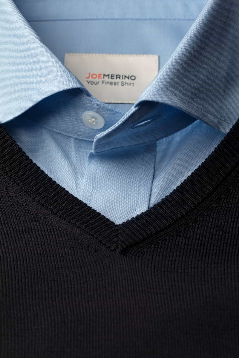 Joe V-Neck Very Dark Navy