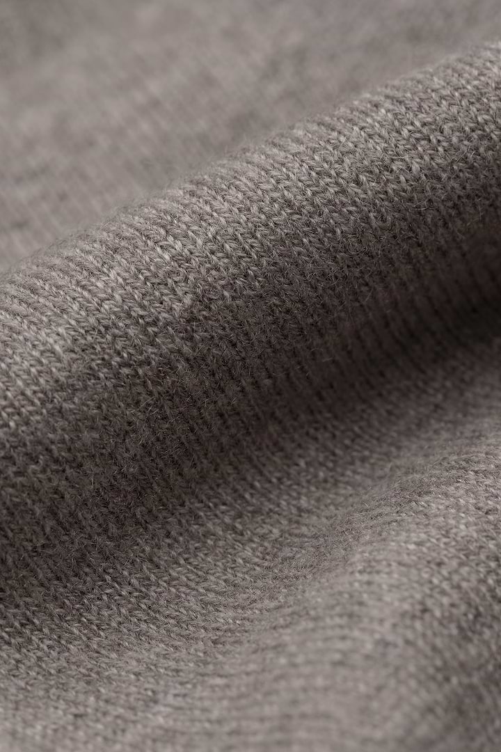 Blue Label Merino Cashmere V-Neck Brown Grey - Base Image