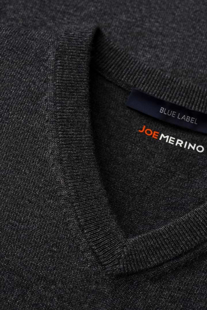 Blue Label Merino Cashmere V-Neck Antra Grey - Base Image