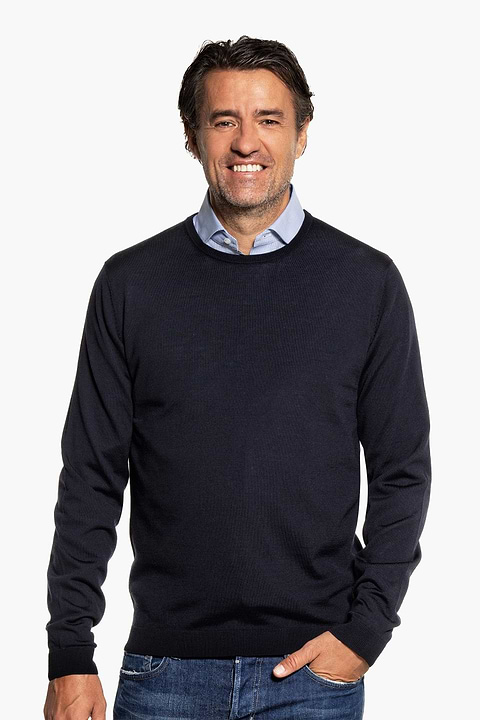 Classic Crew Very Dark Navy - Base Image
