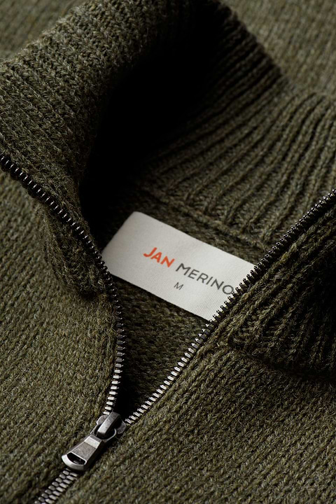 Jan Merino Vest Donkergroen - Base Image