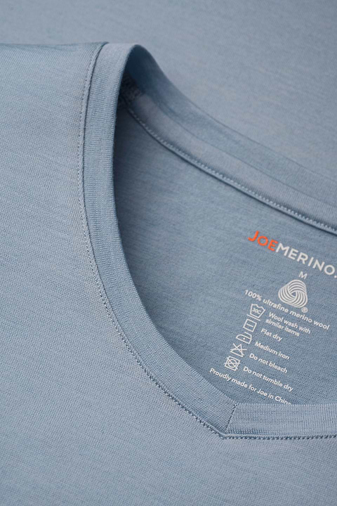 Shirt V-Neck Fontainebleau - Base Image