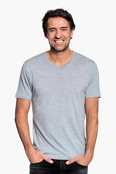 Joe Shirt V-neck Hazy Blue - Base Image