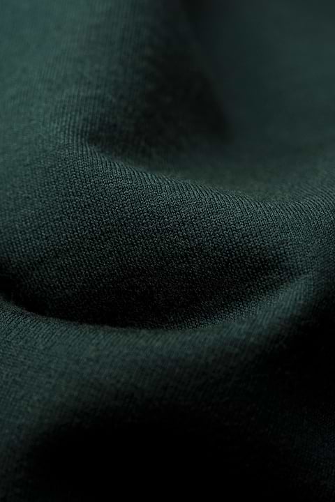 Joe Sweatvest Very Dark Green - Base Image