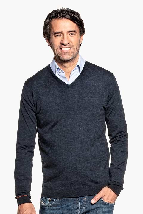 Joe V-Neck Blue Whale - Base Image