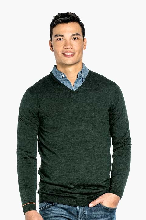 Joe V-neck Extra Long British Green - Base Image