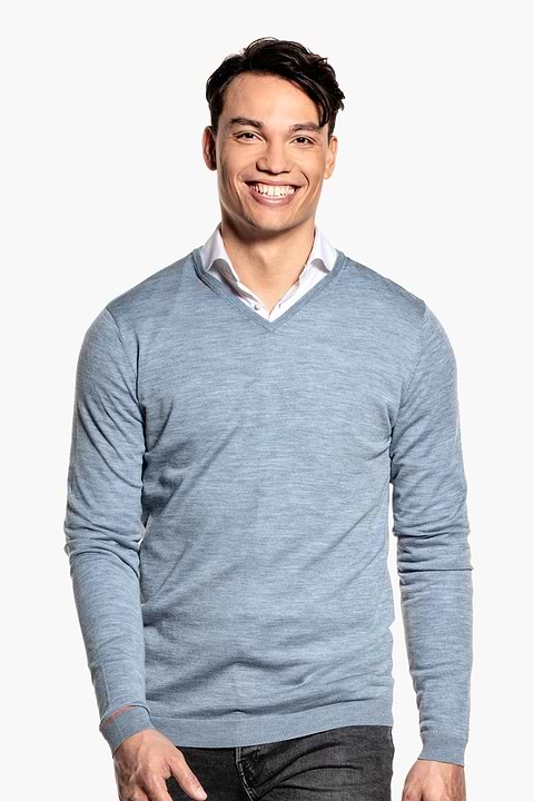 Joe V-neck Extra Long Hazy Blue - Base Image