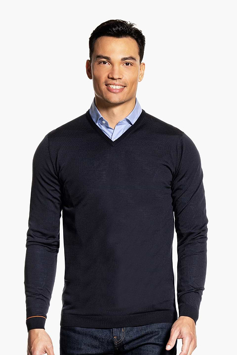 Joe V-neck Extra Long Very Dark Navy - Base Image