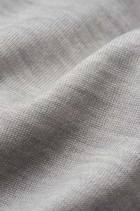 V-Neck Limestone Grey - Base Image