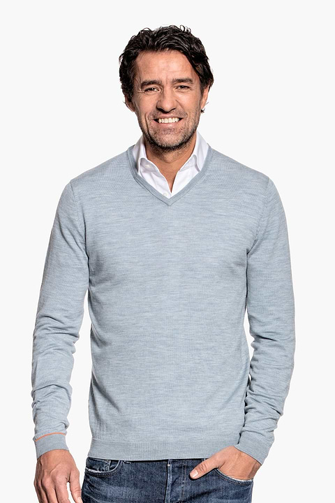 Joe V-neck Hazy Blue - Base Image