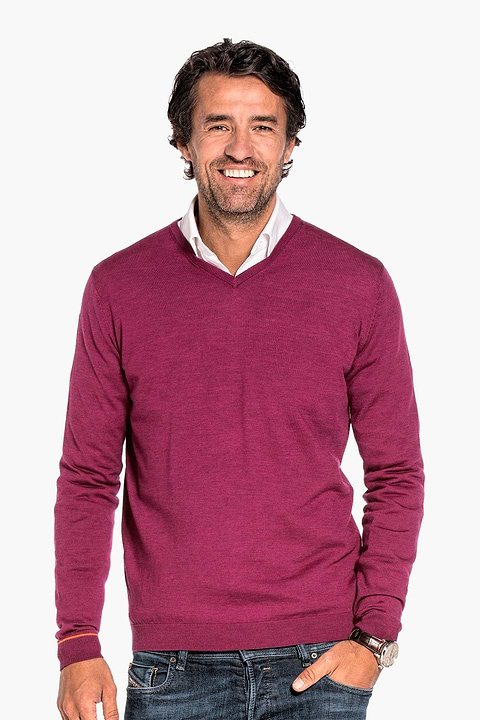 Joe V-Neck Juicy Raspberry - Base Image