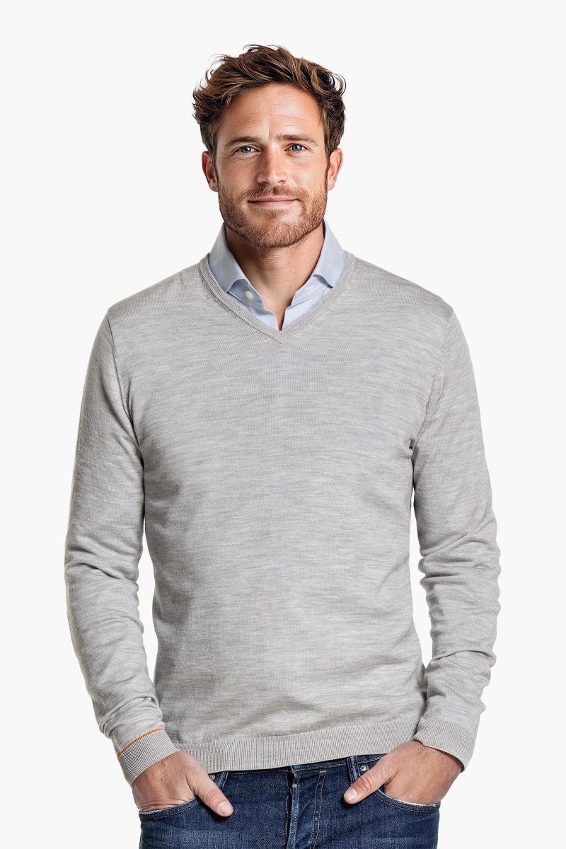 V-Neck Limestone Grey