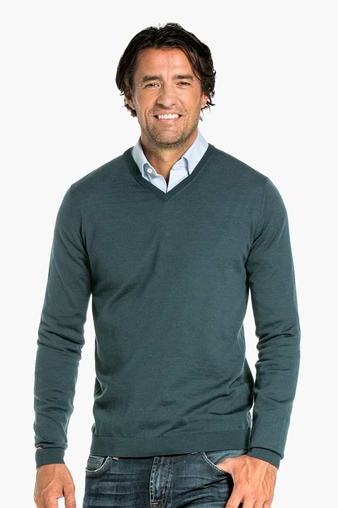 Joe V-neck Proud Peacock - Base Image