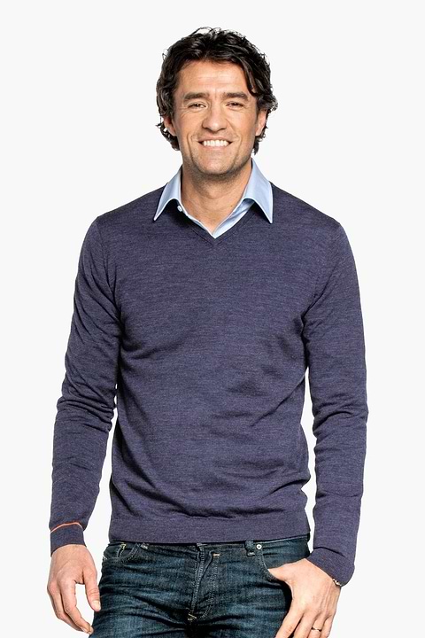 Joe V-Neck Purple Mauve - Base Image