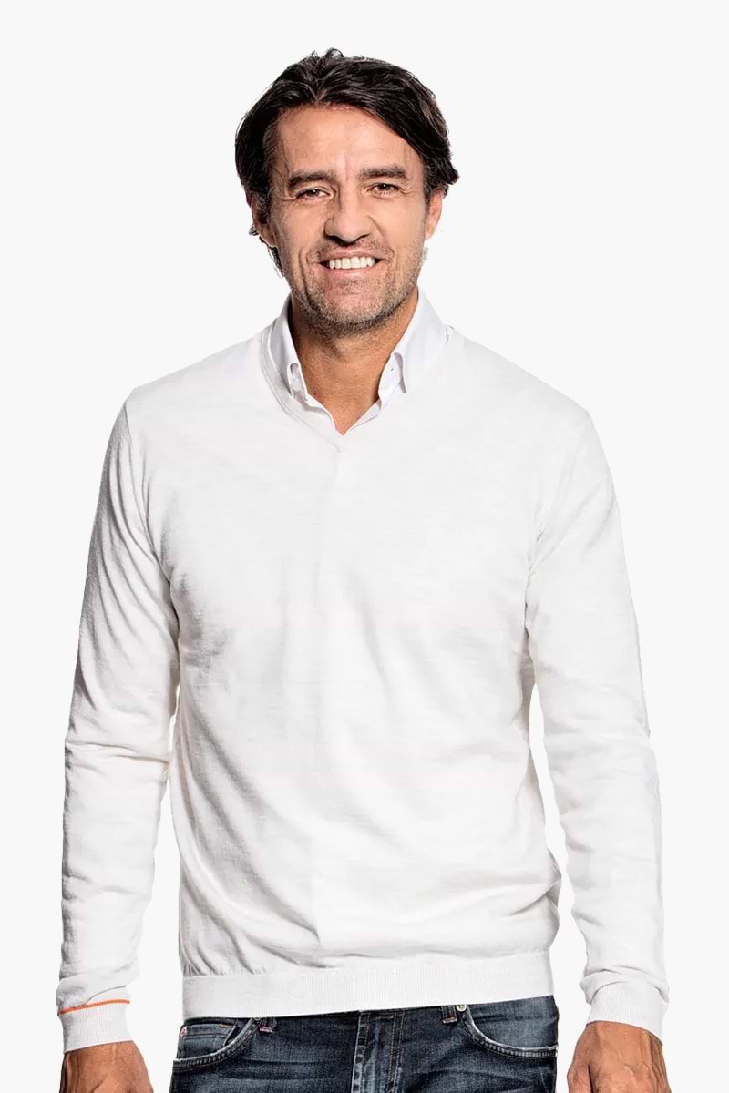 Joe V-Neck Wool White - Base Image