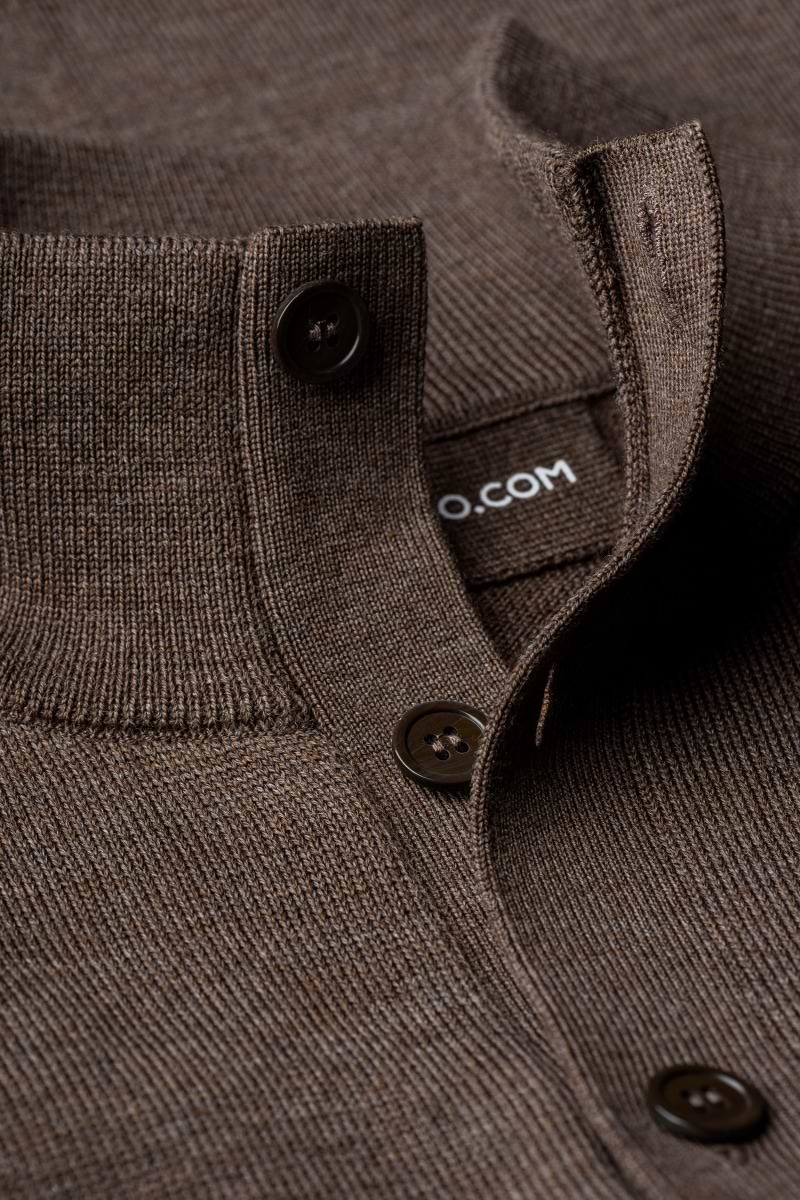 Vest Button 3D Tobacco Brown