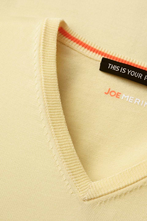 V-Neck Dusty Yellow - Base Image