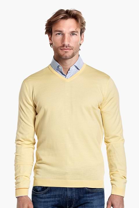 V-Neck Dusty Yellow - Base Image