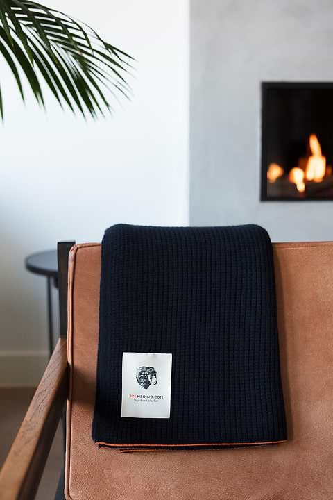 Joe Yak Blanket True Navy - Base Image