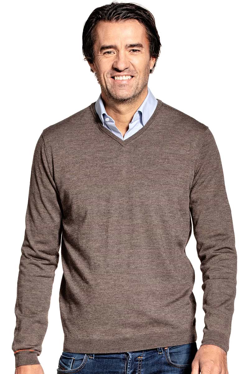 Joe Yak V-Neck Tobacco