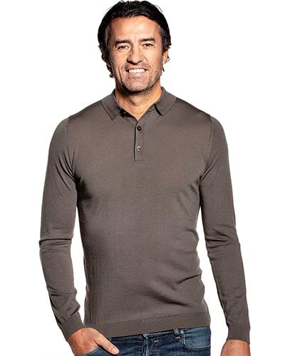 Grüner Wollpullover mit Kragen und Knopfleiste